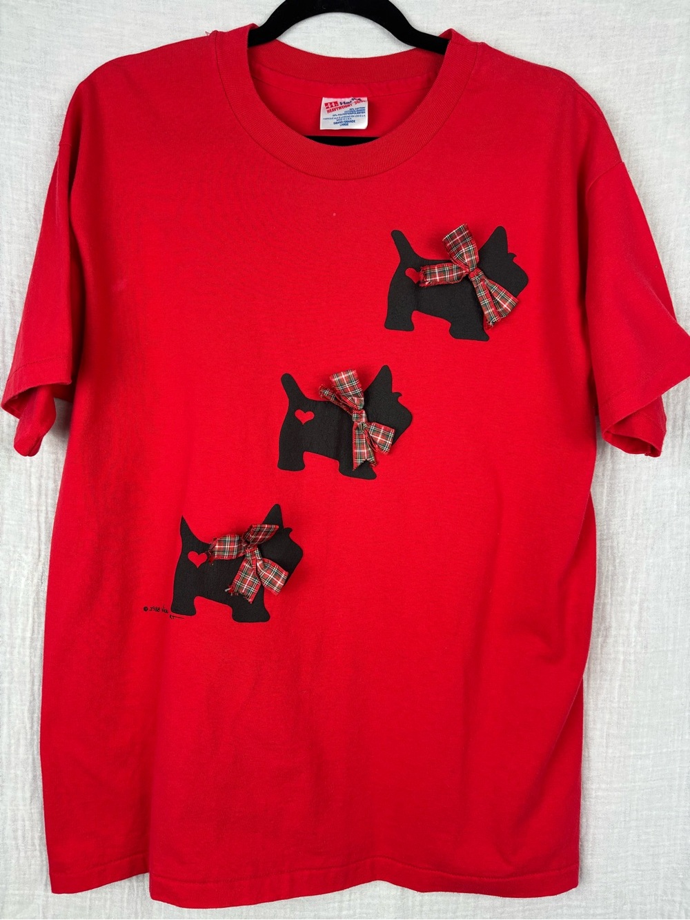 Vintage 1988 Red T-Shirt with Black Scottie Dogs and Plaid Bows Women's L